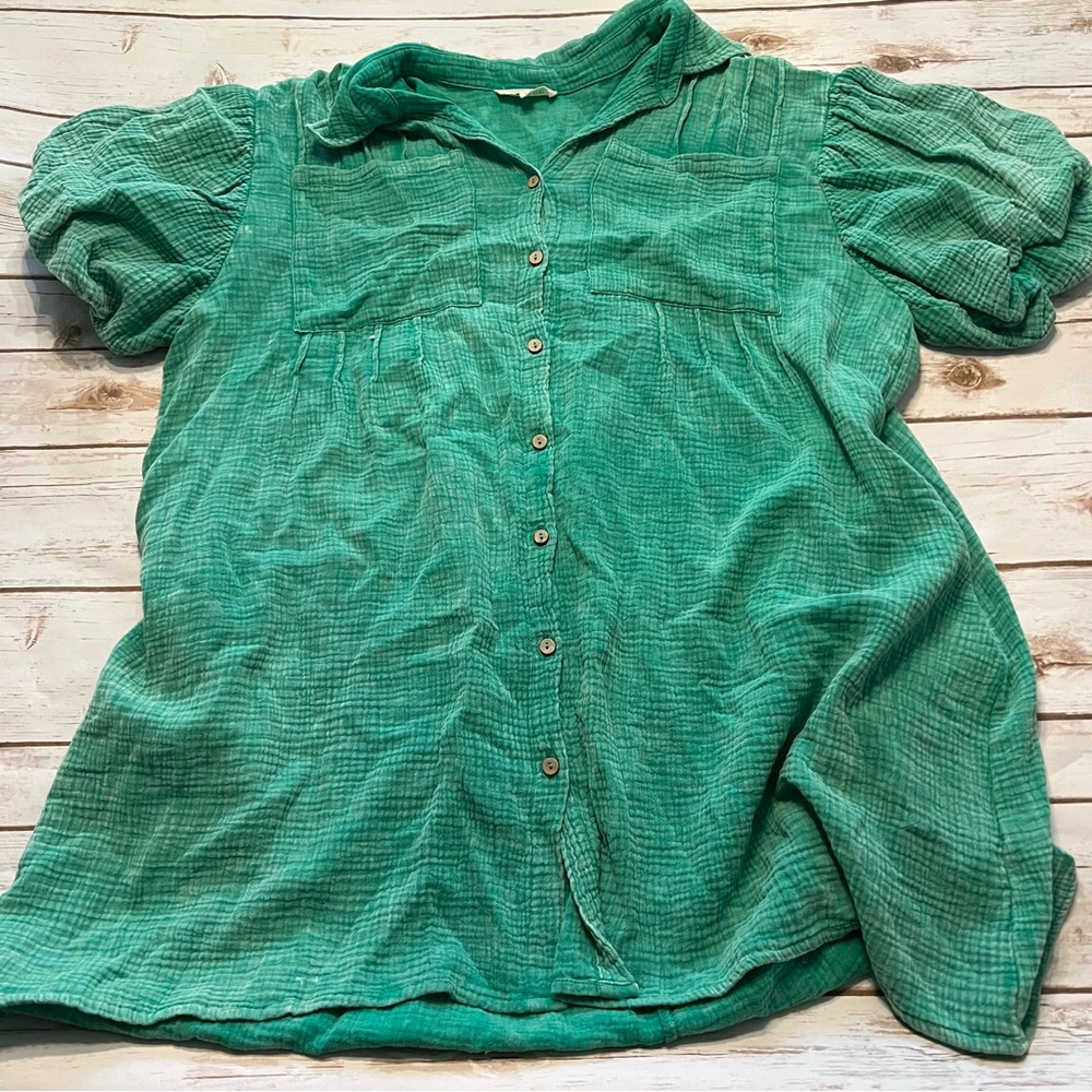 Woman’s Gauzey Button Up Dress